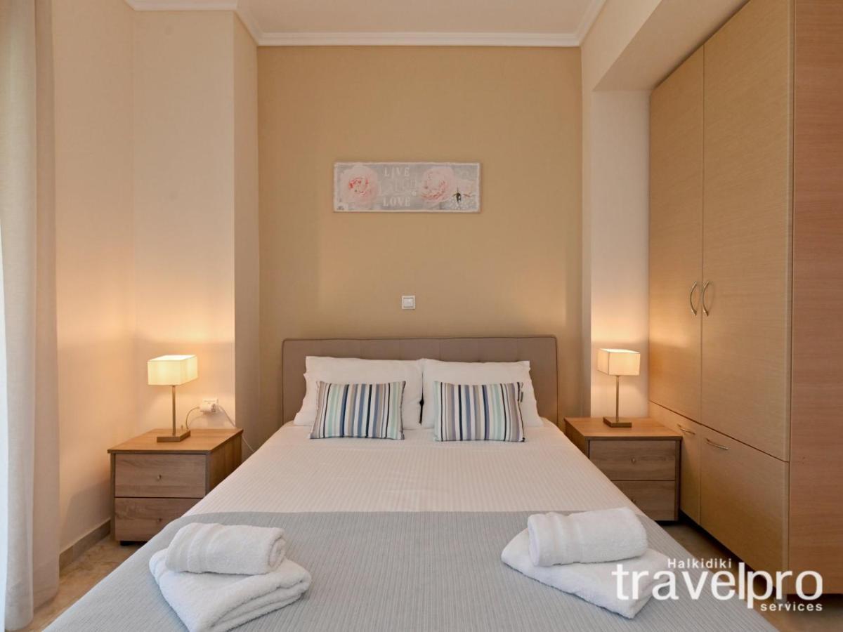 Villa Iris By Rentalspro Services - Agios Mamas Beach 外观 照片