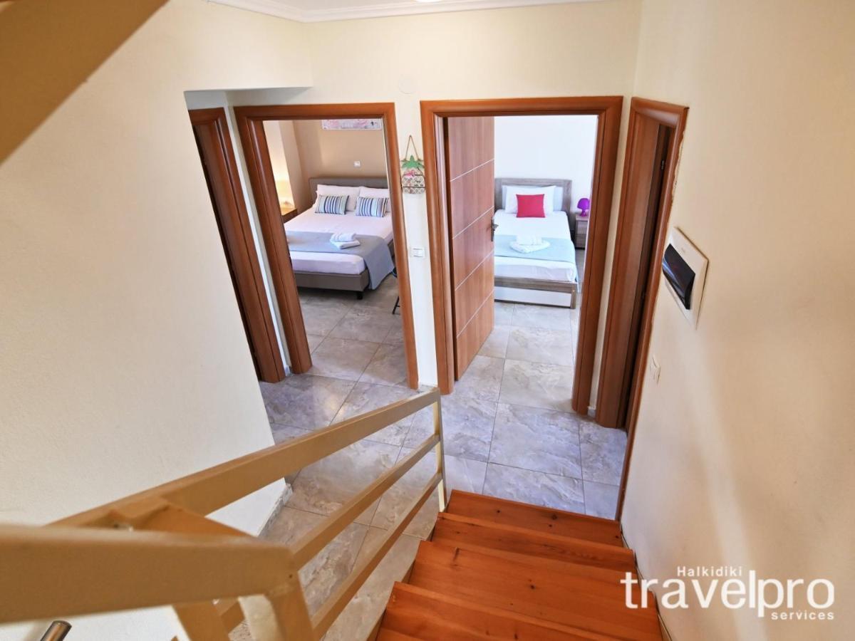 Villa Iris By Rentalspro Services - Agios Mamas Beach 外观 照片